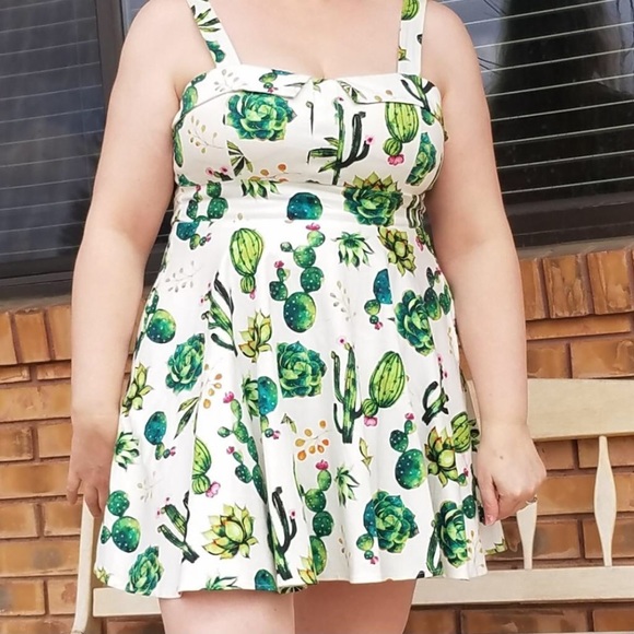 1950s style swing dress - Picture 4 of 4